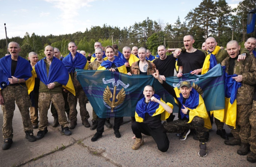 Russia and Ukraine exchange 270 imprisoned soldiers and 120 civilians