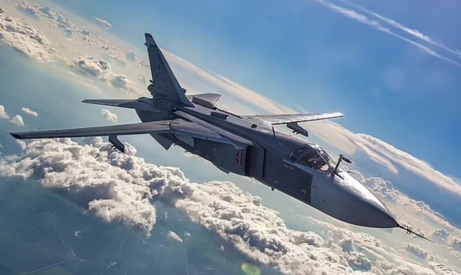Su-24 rus përballet me avionët e NATO-s mbi Detin Baltik