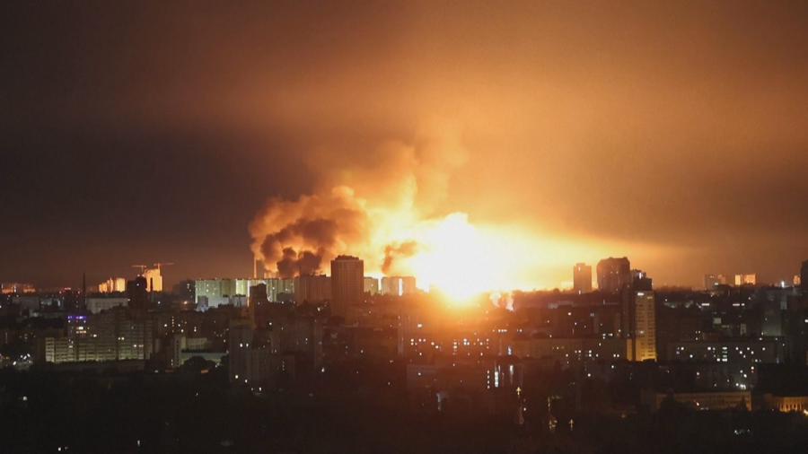 Explosions and casualties, Russia carries out massive attack with drones and