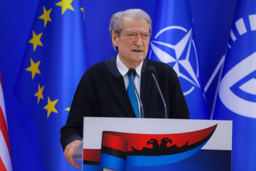 Berisha calls on Trump: Declaring Albanian cartels as terrorist organizations: