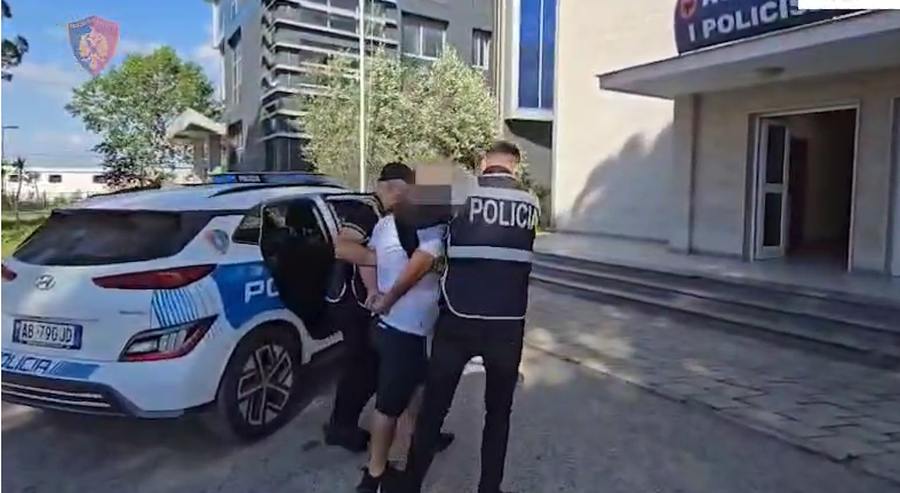Tentuan të vrisnin me sëpatë një person, pas babait,