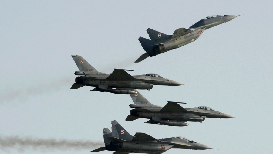 Sulmet ruse në Ukrainë, Polonia vendos avionë luftarakë