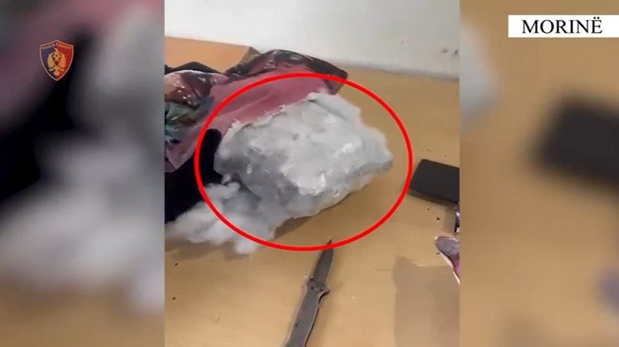 2 kg kanabis të fshehur në jastëkë, arrestohet