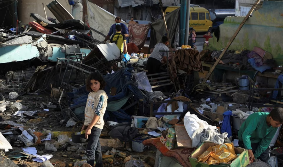 Mjekët në Gaza: Sulmet izraelite ndaj shkollës strehimore