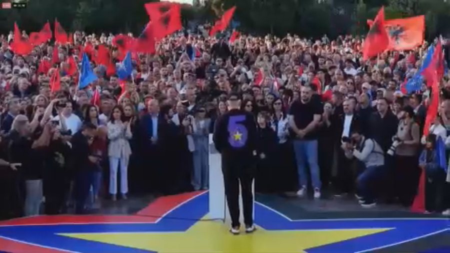 83 seats in the Assembly, the Socialists celebrate the victory of May 11 today