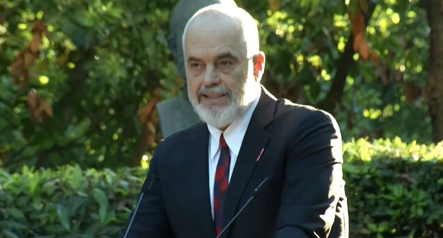 "The greats offered Albanians a corpse with Trump's hat", Rama