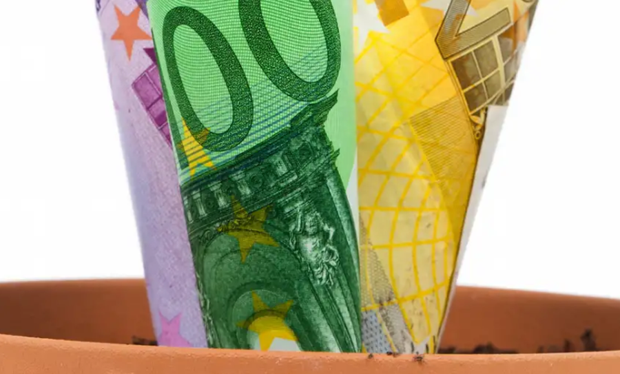 Analysis: Germans save a lot, but why?