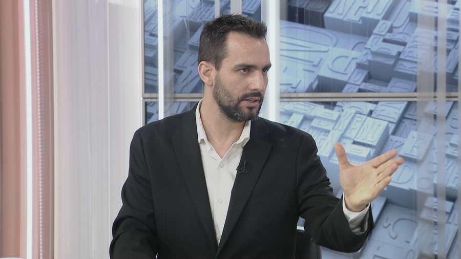 “Çamë sistemin!” Lapaj: PS mori 10 mandate qyl, ne forca