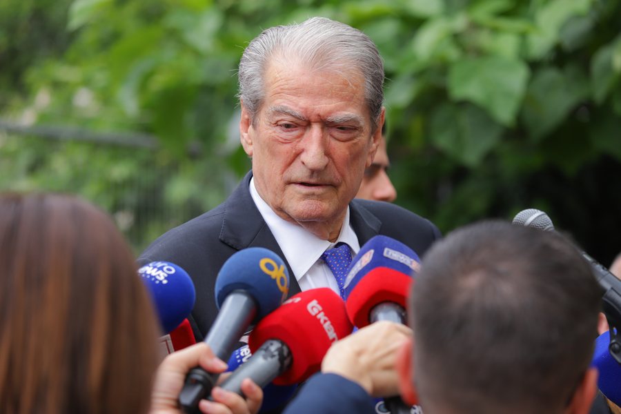 Berisha lexon mesazhin që la në SPAK: Altin Dumani do quhet Altin