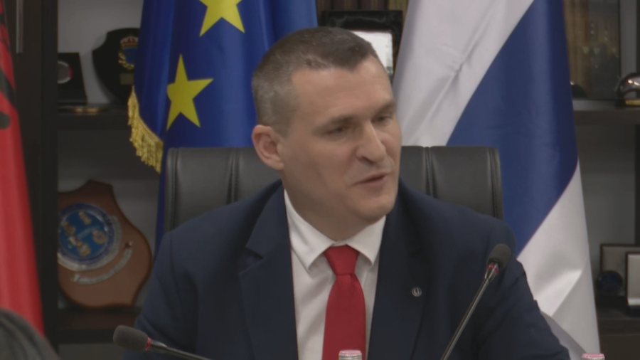 “Jo vetëm kokainë, heroinë e kanabis”, Dumani: Grupet