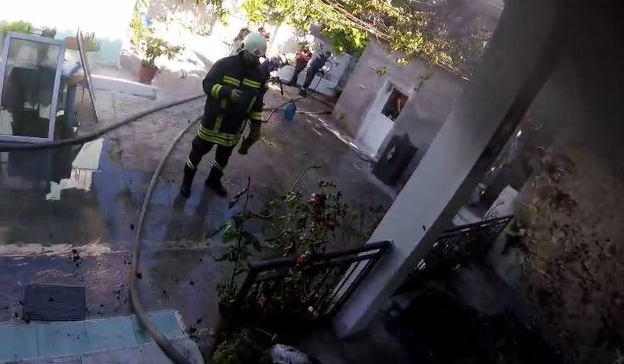 Shkrumbohet nga zjarri një shtëpi në Vlorë, detajet e para