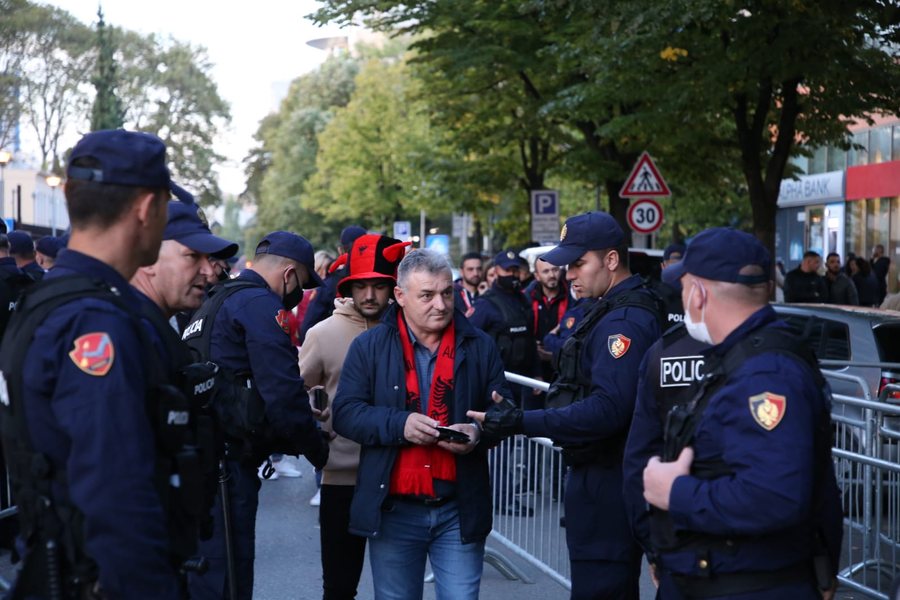 Shqipëri-Serbi, policia “blindon” Tiranën! Zbulohet plani