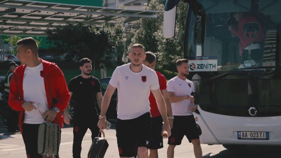Dueli me Serbinë, kuqezinjtë vijojnë përgatitjet, Manaj
