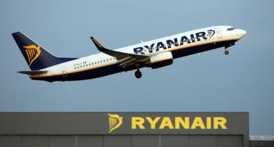 Panik në ajër, avioni drejt Milanos goditet nga turbulencat, plagosen