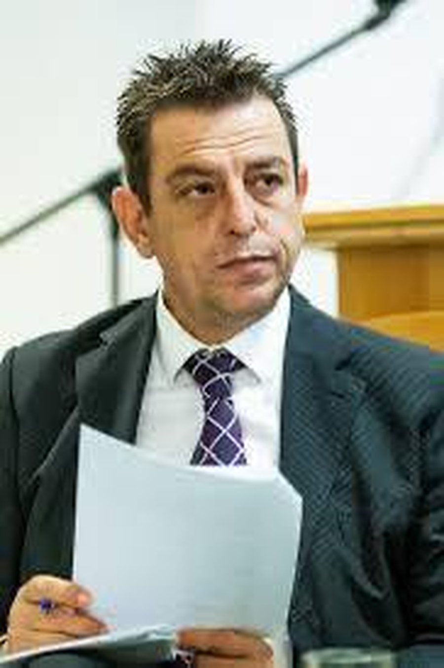 Ndahet nga jeta diplomati Ilir Shqina