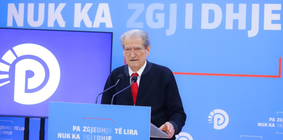 Berisha: Raporti i PE-së rrëzon zgjedhjet, PS e injoron sepse i zhvesh