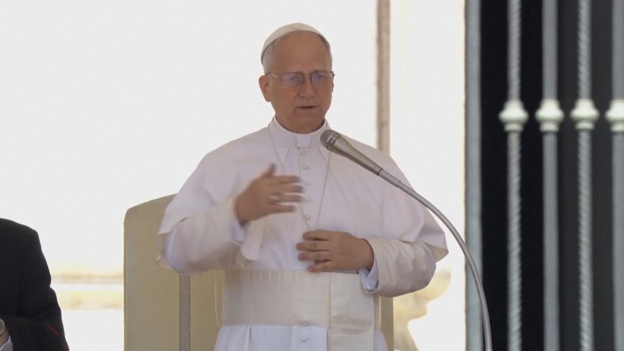 “Të rrëzojmë muret e ndarjes”, Papa Leoni kritikon