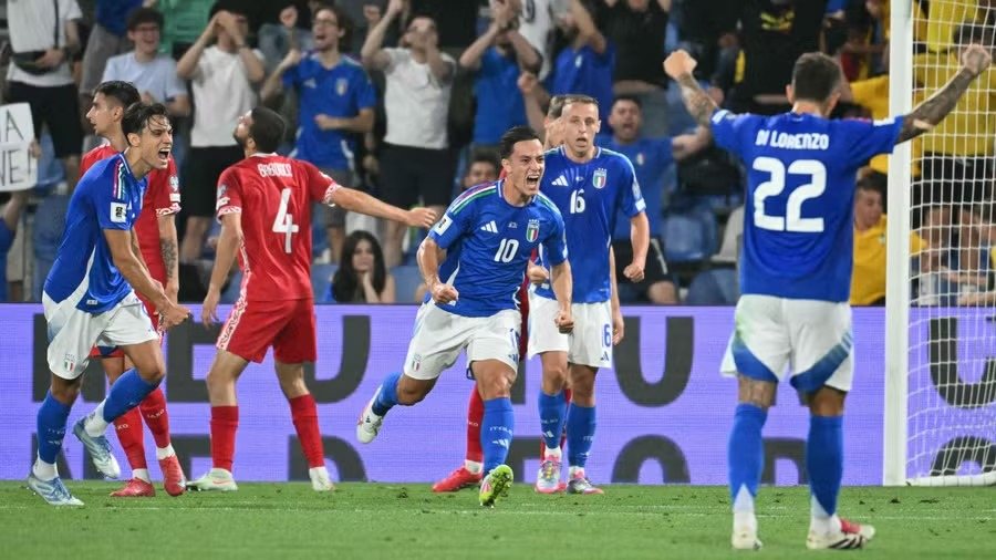 Italia mbyll me fitore “epokën” e Spalletti-t