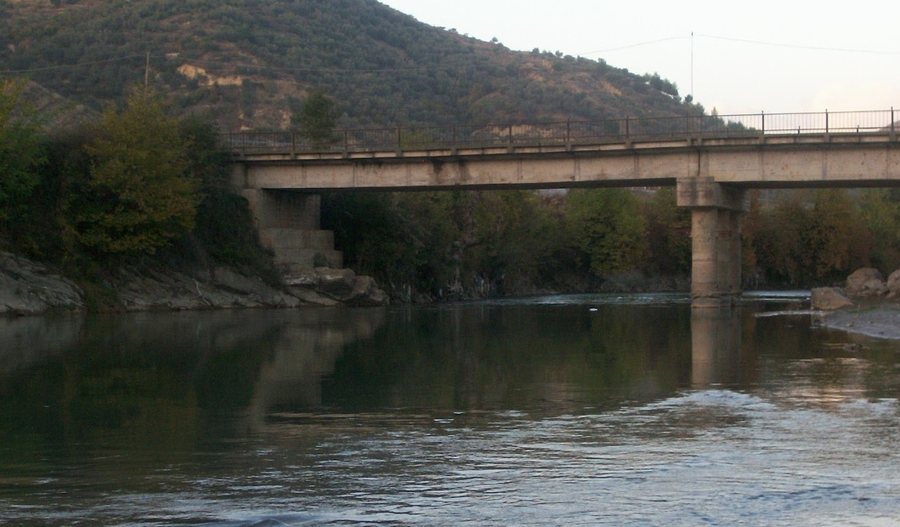 E rëndë në Elbasan, gjendet i mbytur një 6-vjeçar