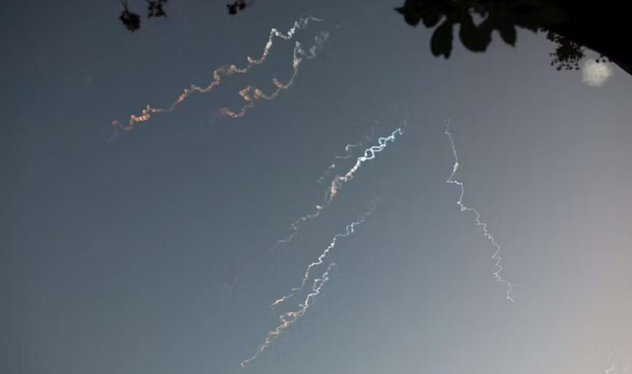 “2 mijë raketa kundër Izraelit”, mediat amerikane: Ja