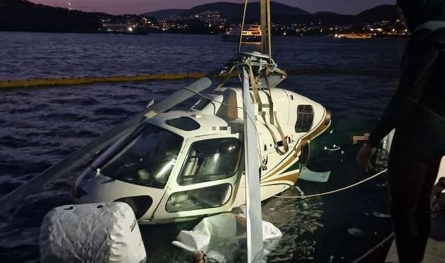 Helicopter carrying tourists crashes into sea in Athens