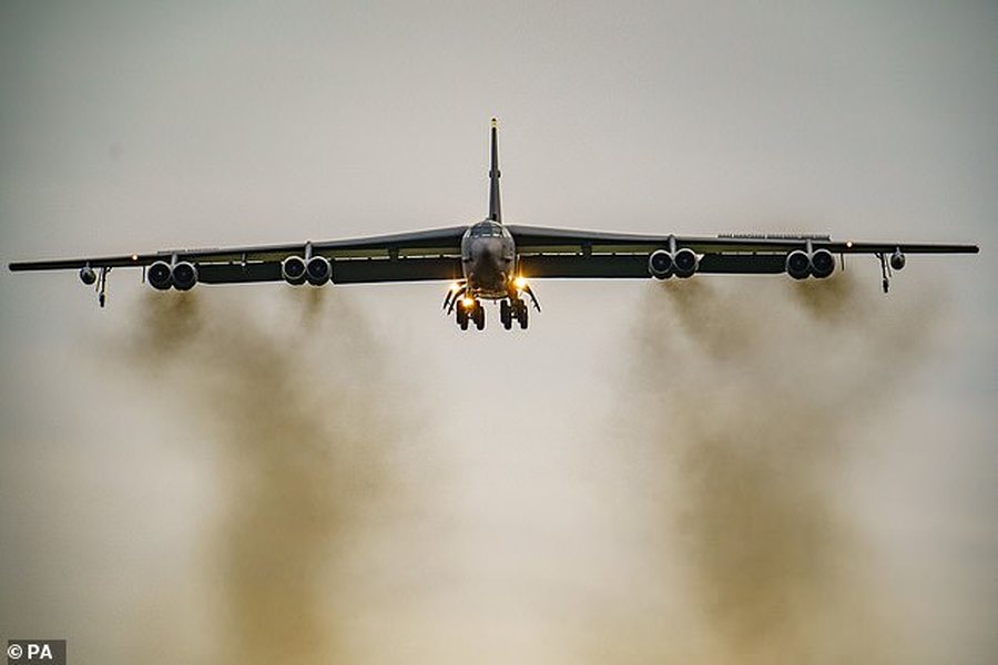 Orë vendimtare për Trump, bombarduesit B-52 pranë Iranit