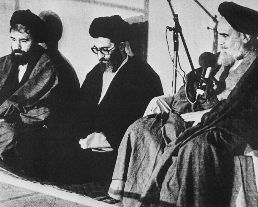 Ajatollahu që dikur lexonte Tolstoin dhe Hugon... Kush është Ali