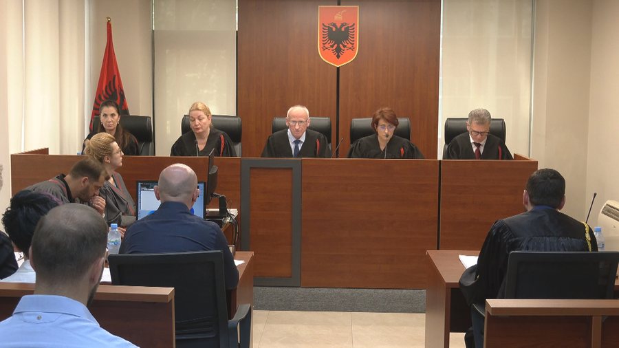 Kolegji Zgjedhor rrëzon PD, “certifikon” zgjedhjet në