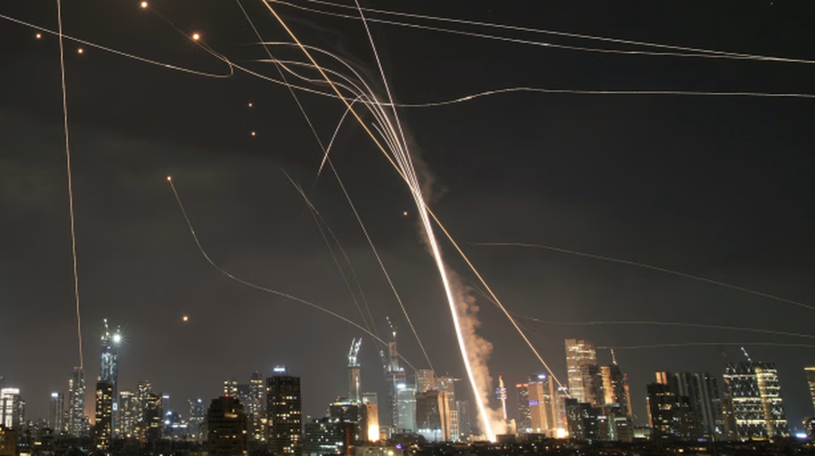 Iran-Izrael: A ka diplomacia ende një shans?