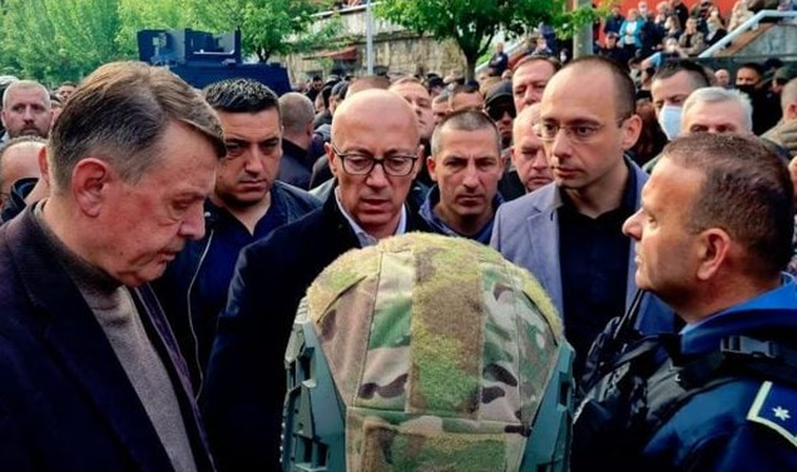 “Isha për të bërë thirrje për qetësi”,