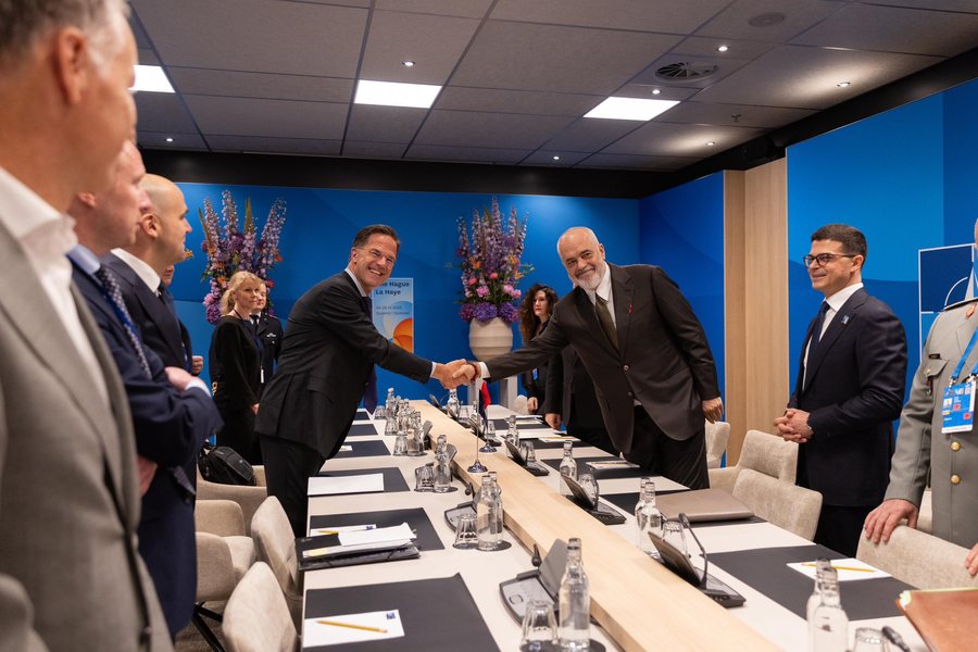 Samiti i NATO-s, Rama takohet me Rutte-n: Folëm për Ballkanin dhe