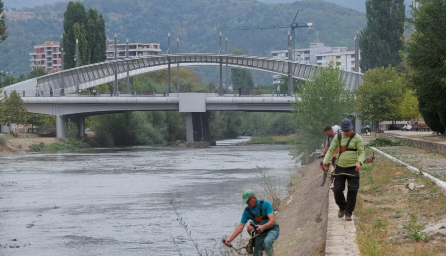 Analysis: Bridges over the Ibar, development for some, nonsense for others