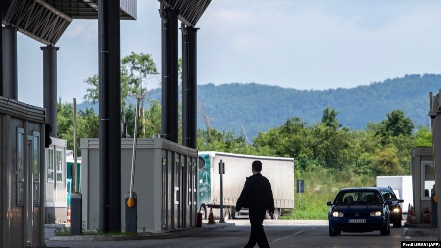 Beogradi pretendon se Kosova ka dëbuar edhe një polic serb