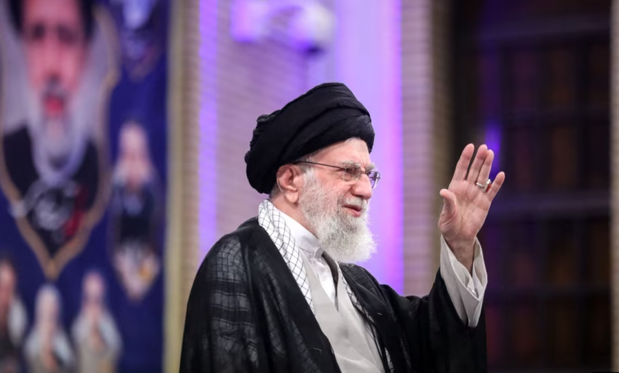 Khamenei: Irani i dha një shuplakë të fortë SHBA-së