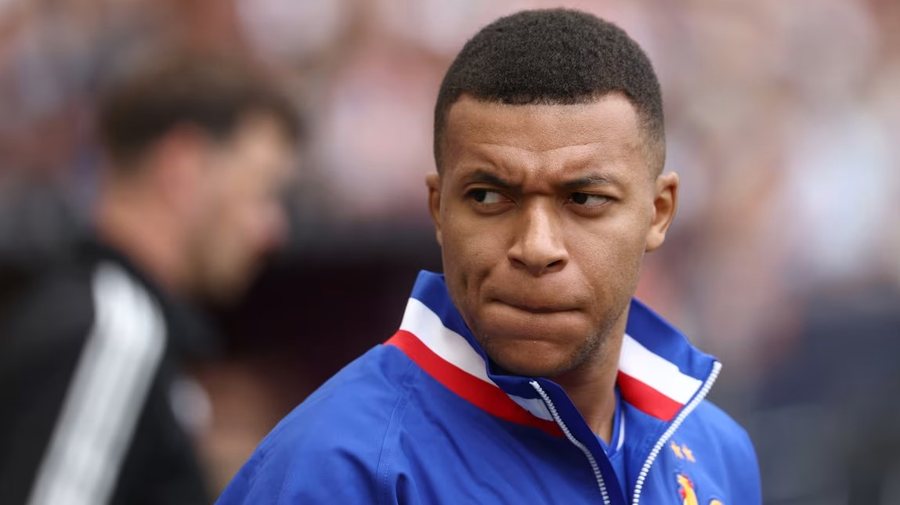 Kylian Mbappé hedh në gjyq PSG-në për “ngacmim