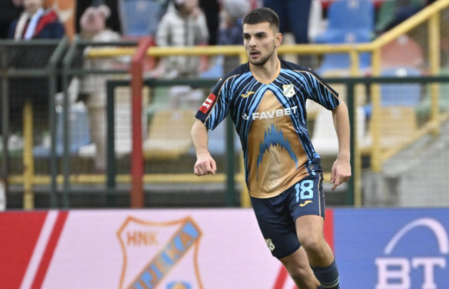 Lindon Selahi e mbyll te Rijeka, në garë për të Hajduk dhe