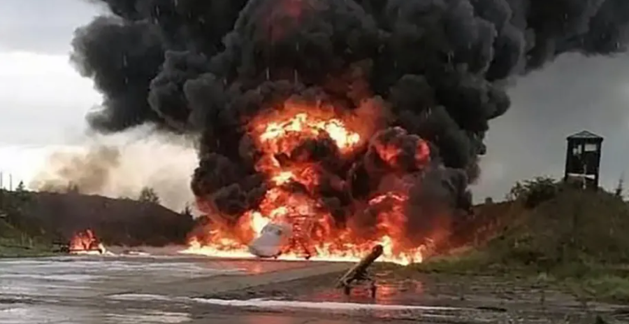 Dronët ukrainas shkatërrojnë dy bombardues SU-34 në