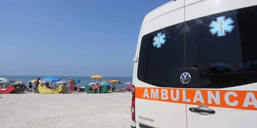 Holidaymaker dies on Durres beach