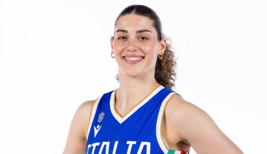 Shqiptarja Lorela Cubaj ndihmon Italinë të ngjitet në podiumin e