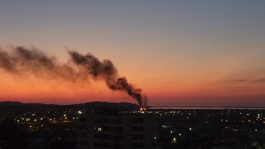 Tjetër vatër zjarri në Vlorë, flakët