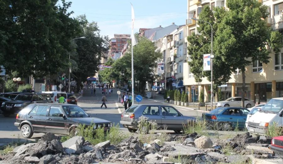 Arrestohen gjashtë persona pak para se të shkonte Kurti në veri