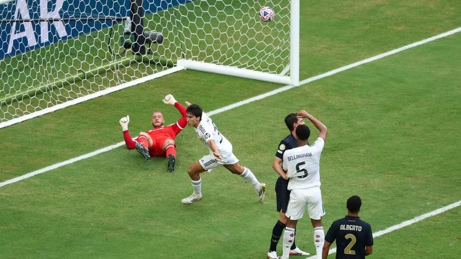 Asnjë italiane në Kupën e Botës, Real Madrid heq Juventusin