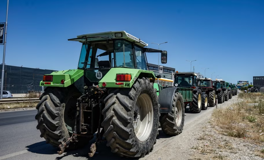 "They don't want our wheat" - Kosovo farmers say Serbia is