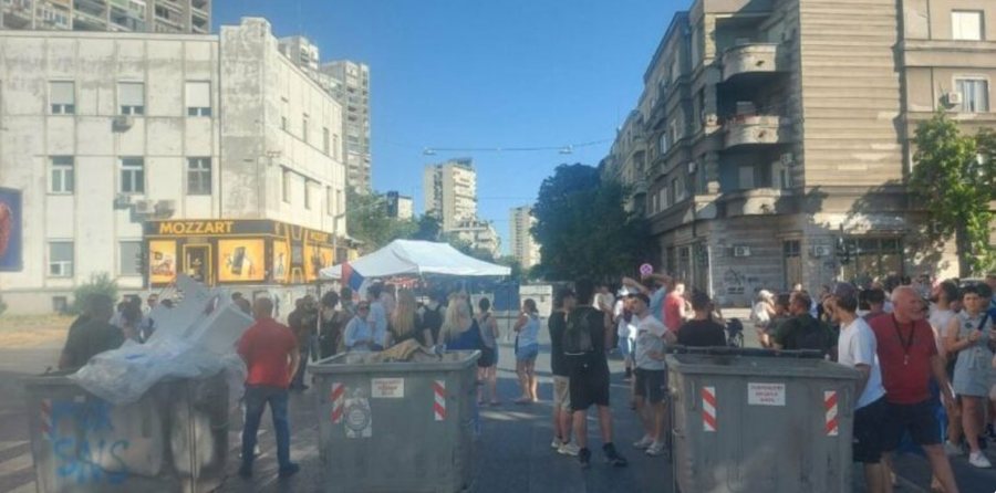 Protestat në Serbi hyjnë në ditën e katërt,