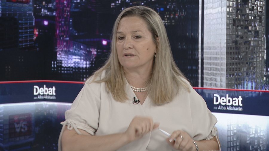 “Jeta parlamentare u helmua me flakadanë”, Açka: Ne ja