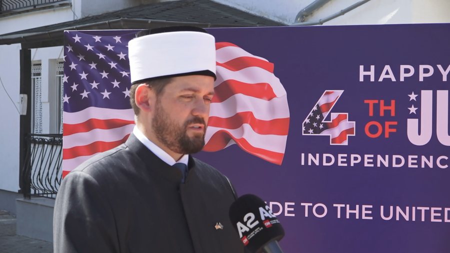 Hoxha që feston pavarësinë e Amerikës: Trump shpëtoi