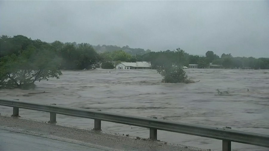 Severe tragedy in Texas, floods kill 24 people, 25 children missing