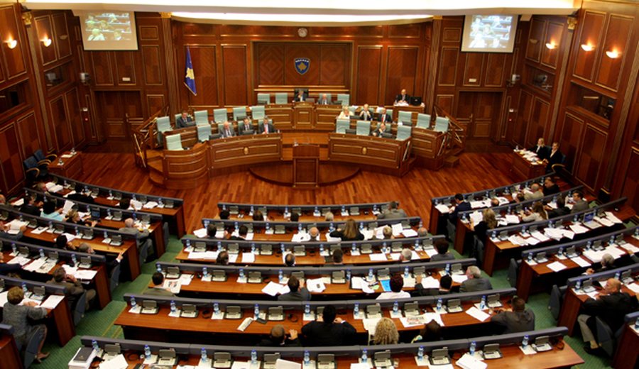 Alarm in the Kosovo Parliament, Kurti and MPs leave quickly