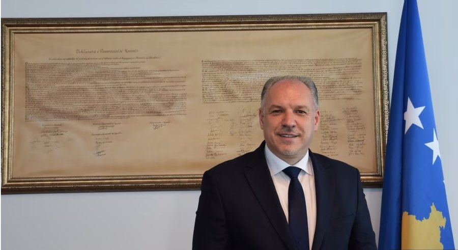 Në akuzë për shpërdorim detyre, ministri Damka e mohon