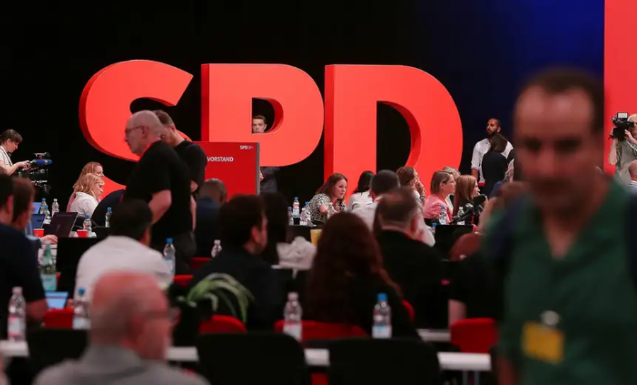 What's happening with the ruling parties in Germany? Christian Democrats on
